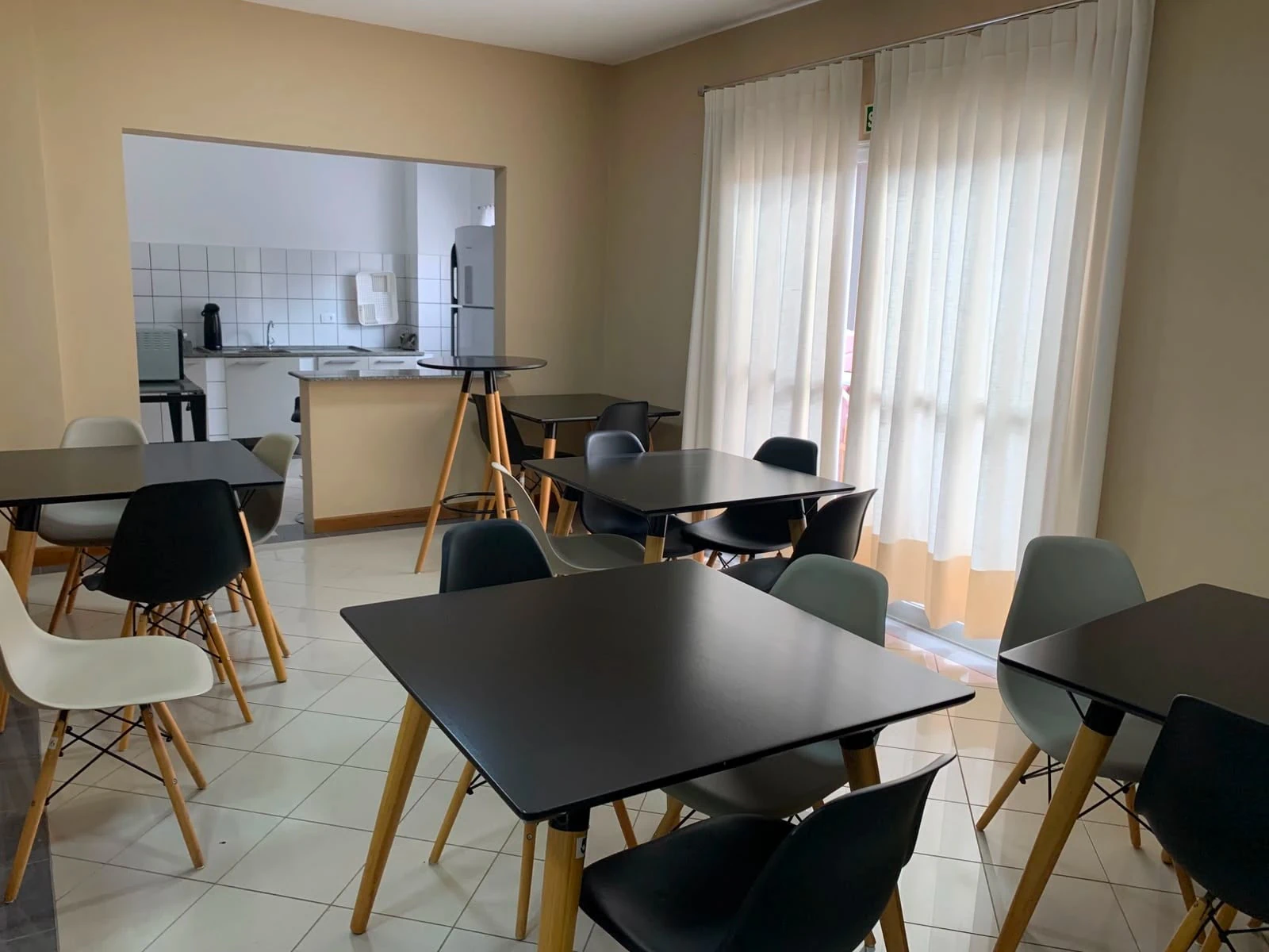Furnished 2-bedroom, 73 m² apartment in Curitiba — photo 23