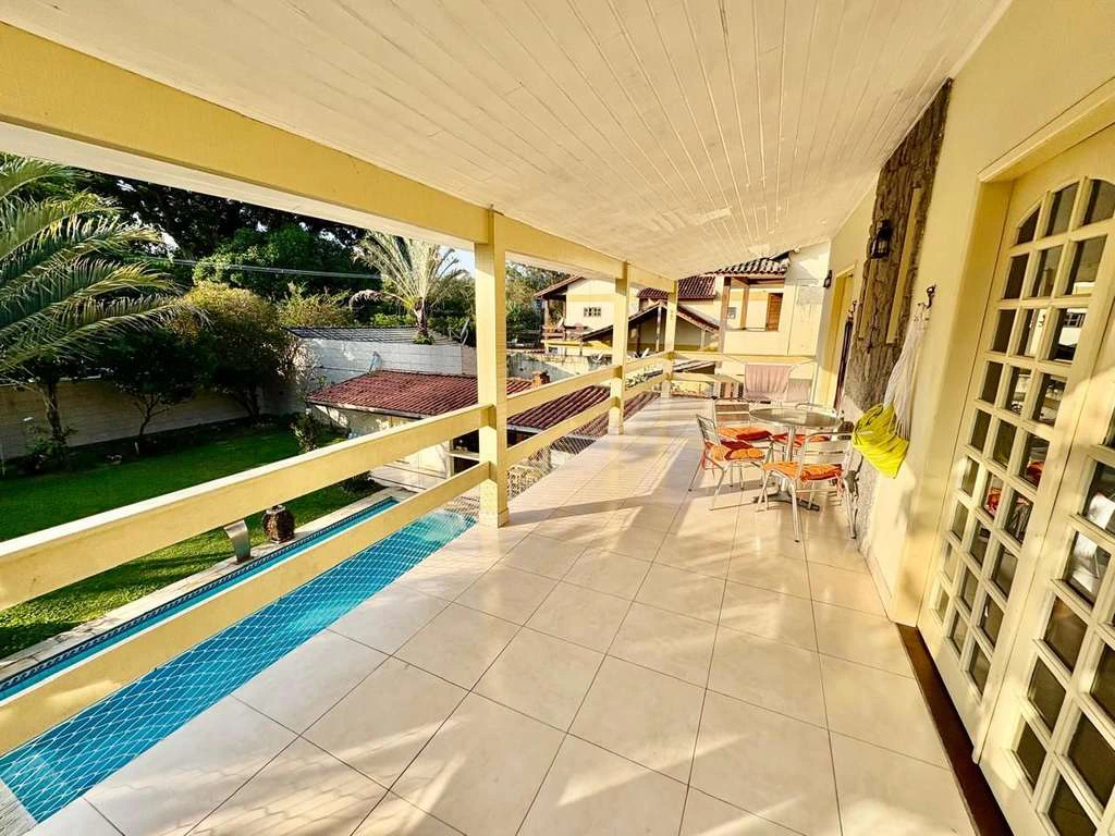 Furnished 4 en-suite bedrooms with 9 bathrooms — photo 10