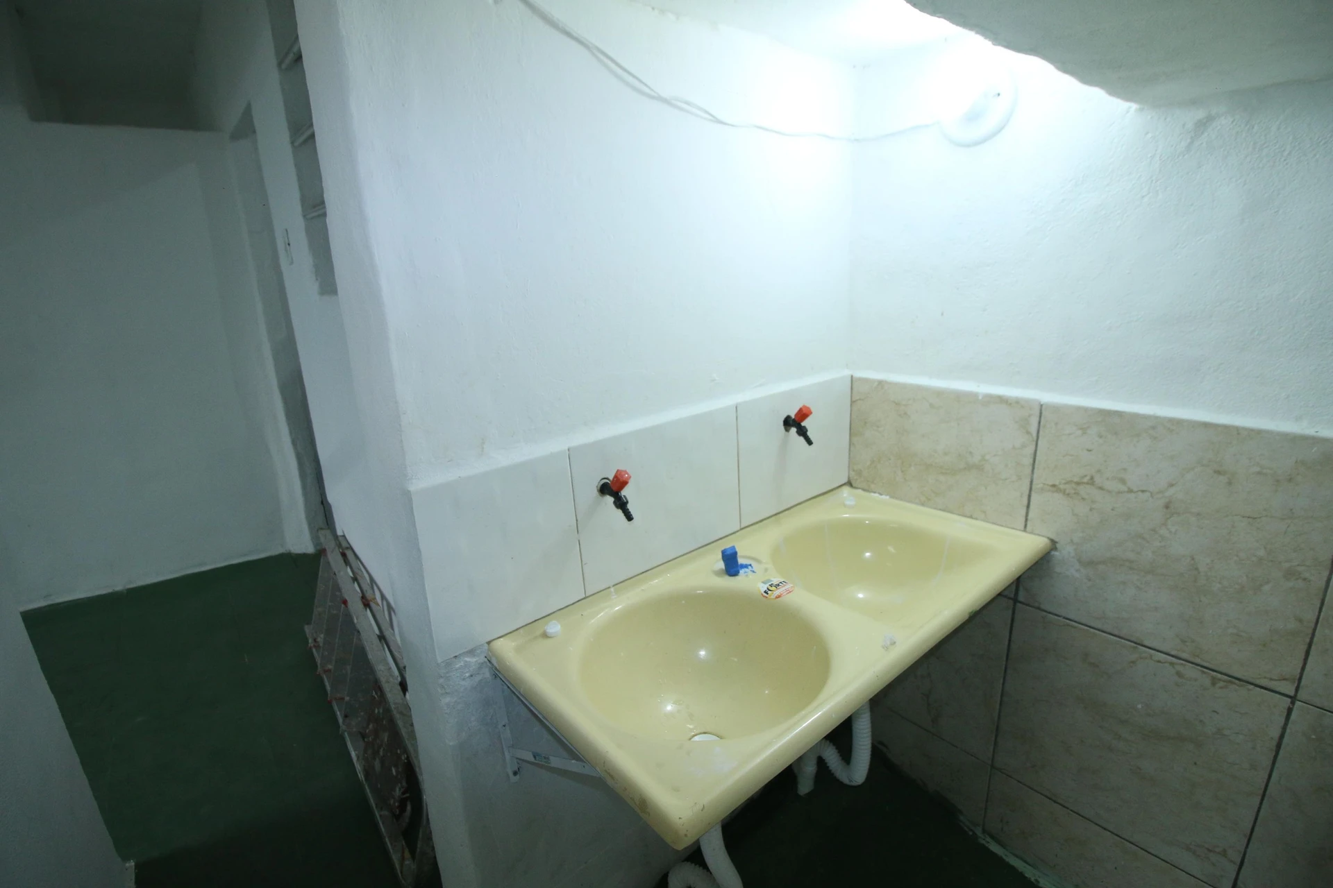 Rental house with 3 bedrooms, balcony and private yard — photo 37