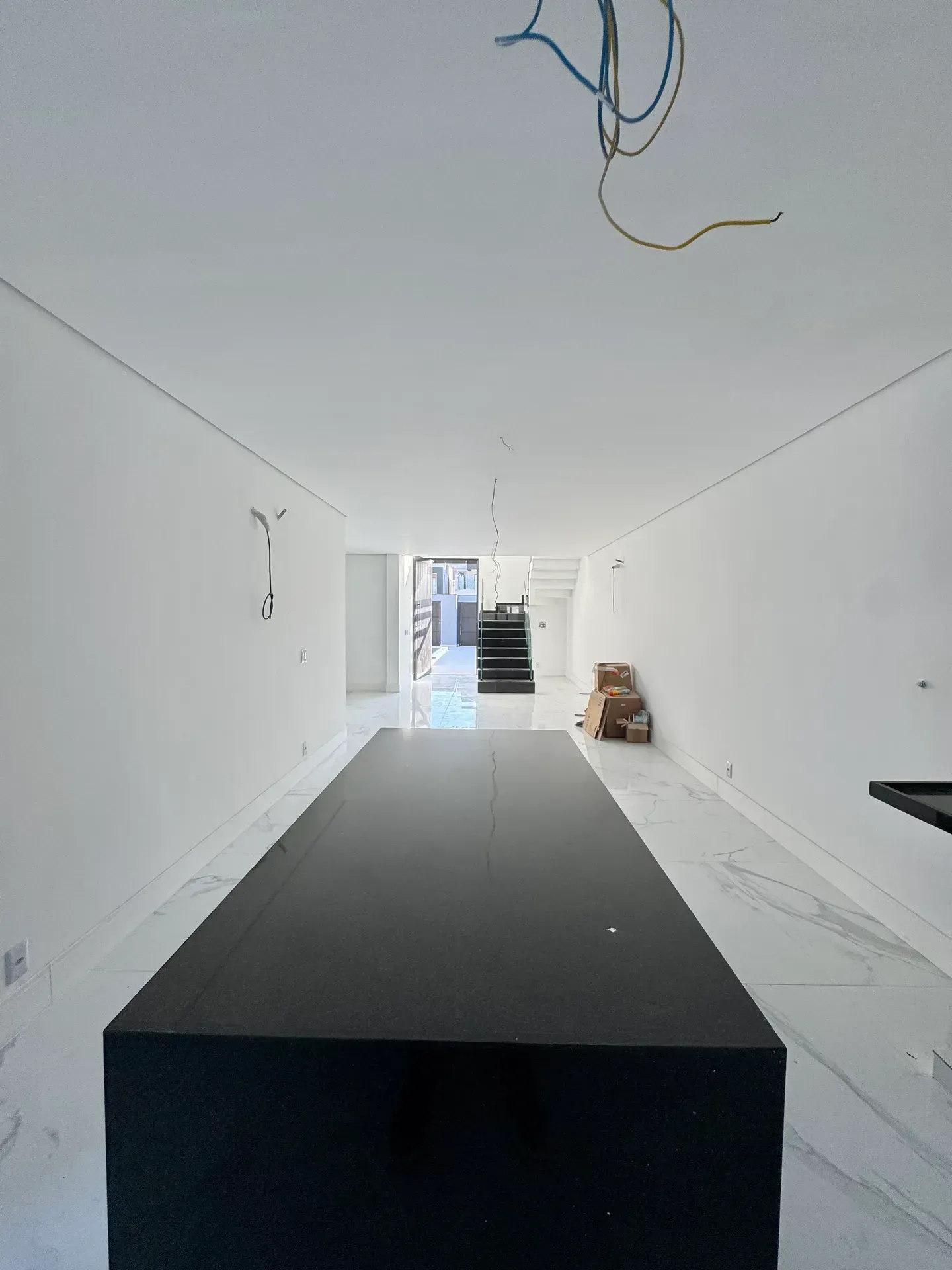 House with 5 bedrooms, 370 m² and 2 parking spots — photo 9