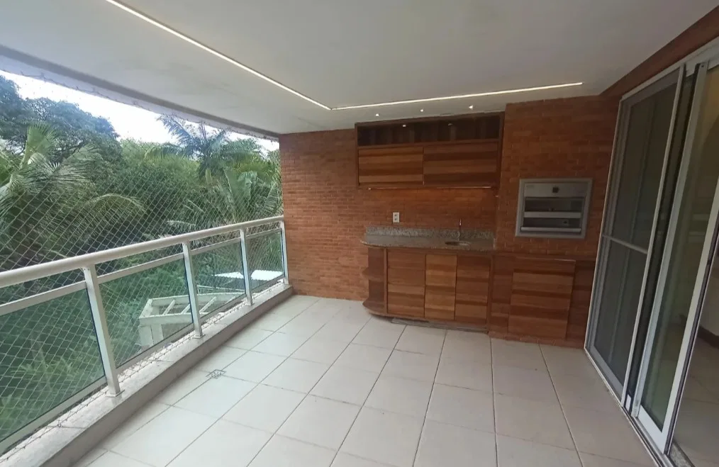 Apartment, 133 m², with a grill on the balcony — photo 13
