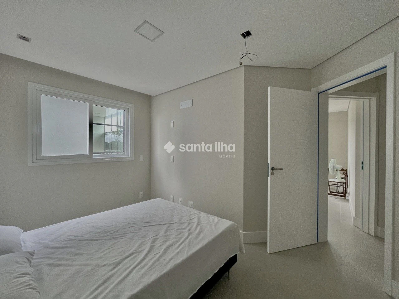 Floor-to-ceiling windows in a 3-bedroom apartment, 152 m² — photo 11