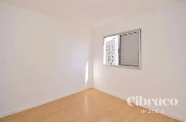 Furnished 2-bedroom apartment with 1 bathroom — photo 7