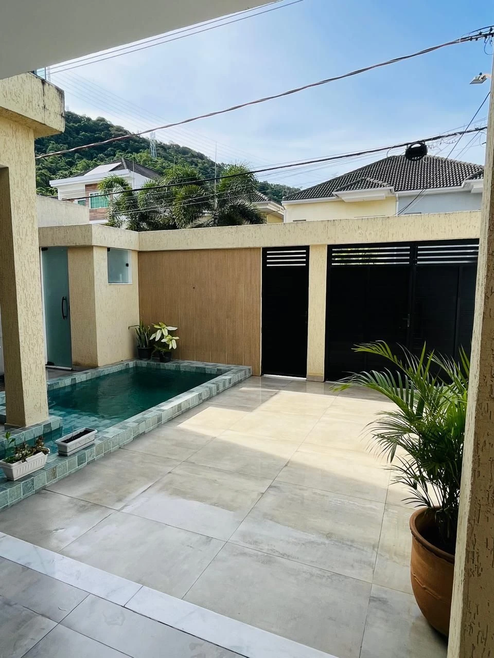 3-bedroom house with a private pool in Rio de Janeiro — photo 20