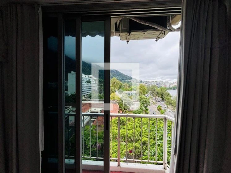 Water view in a 3-bedroom apartment, 102 m² — photo 27