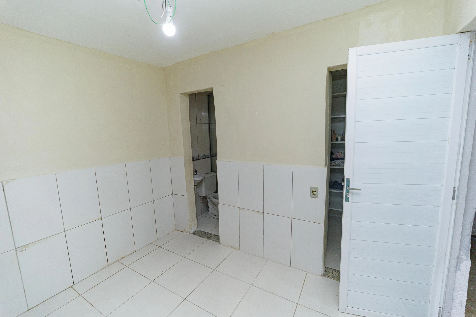 Casa de 80 m² com jardim e closet — photo 32