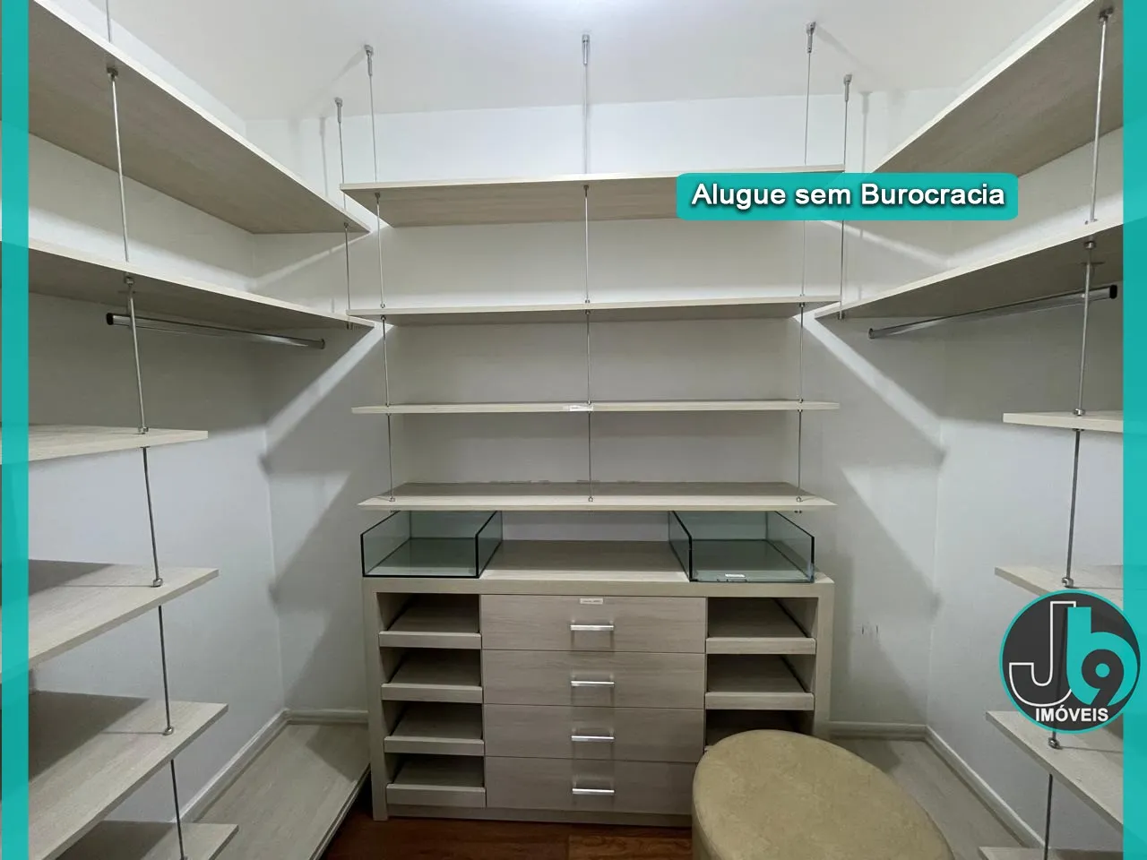 House with 4 en-suites and 431 m², plus 6 parking — photo 58