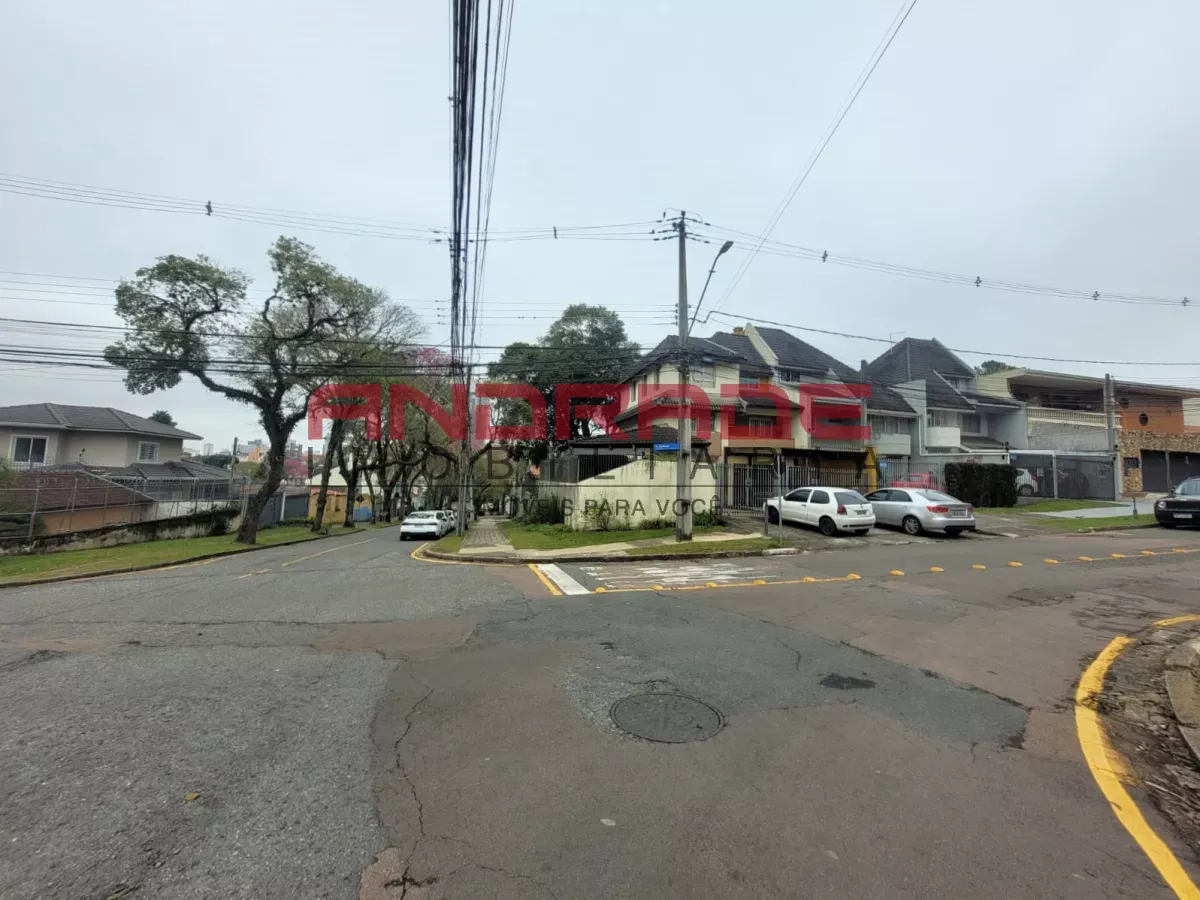 3-bedroom house, 1 with its own bathroom, 200 m², Curitiba — photo 21