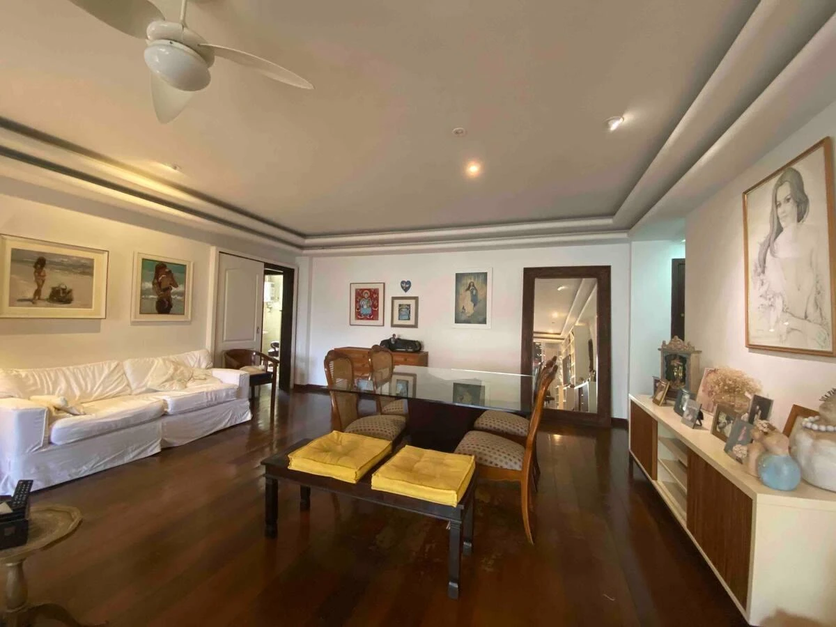 Furnished 300 m² apartment with 4 bedrooms and 3 parking — photo 9