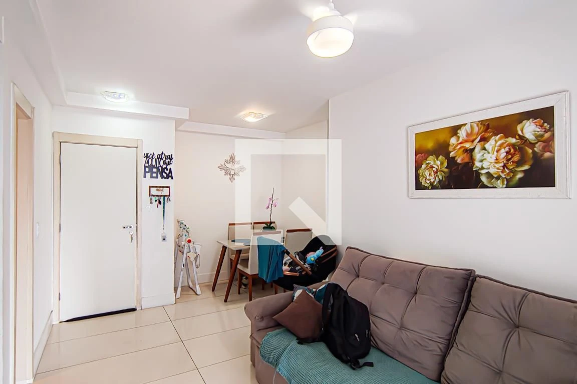 Apartamento mobiliado com 2 quartos e varanda com churrasqueira — photo 20