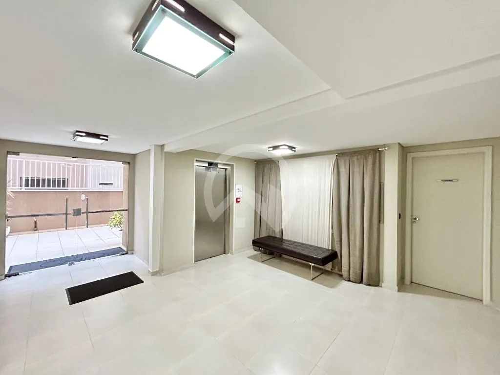 Квартира 67 м² з балконом із грилем та заскленим балконом — photo 30