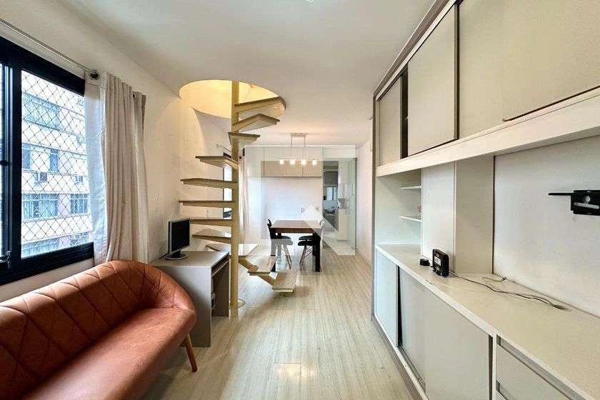 Apartamento mobiliado de 60 m² com 2 suítes e cozinha aberta — photo 3