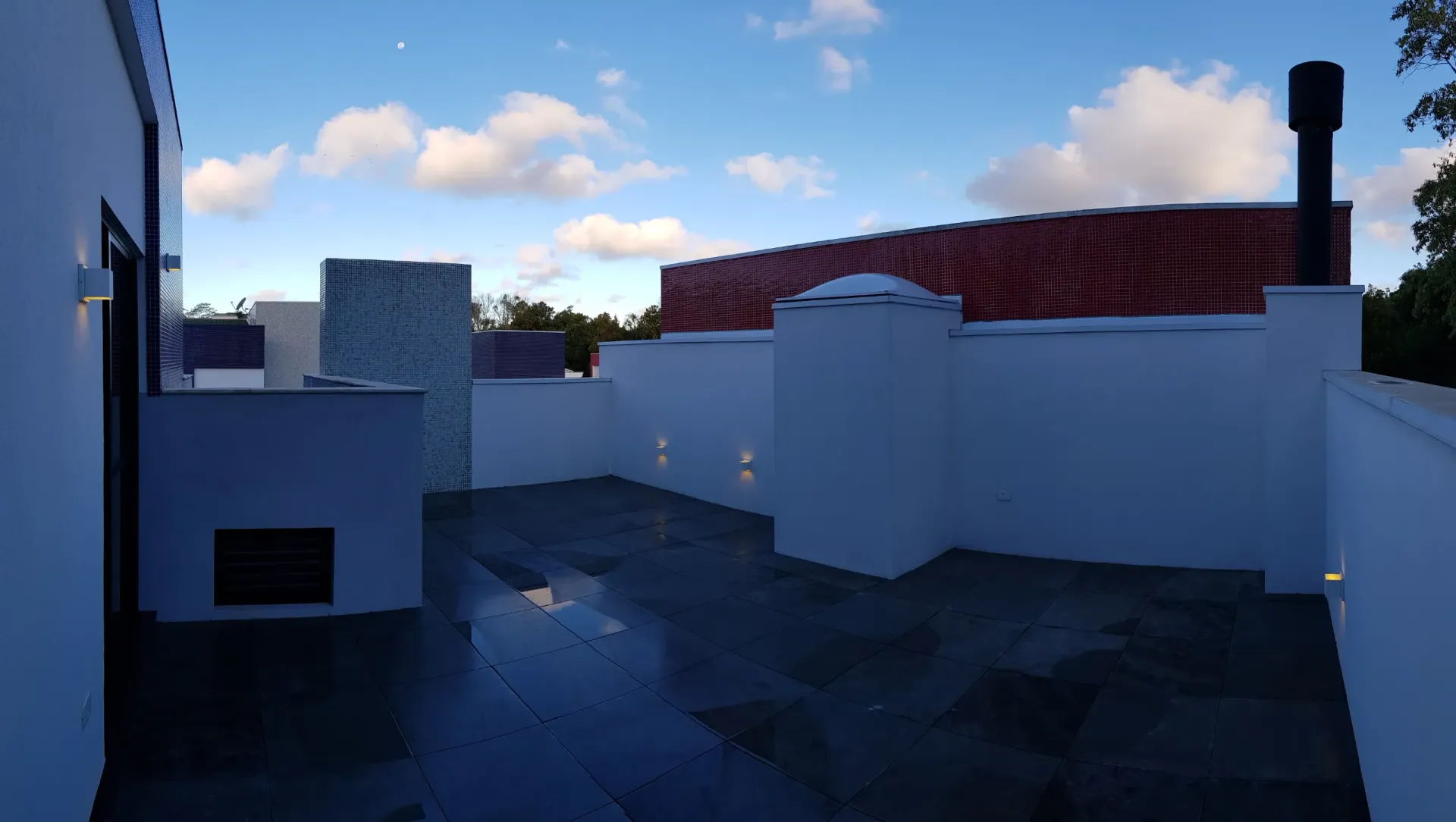 Unfurnished 260 m² house with 3 bedrooms and 2 parking — photo 16