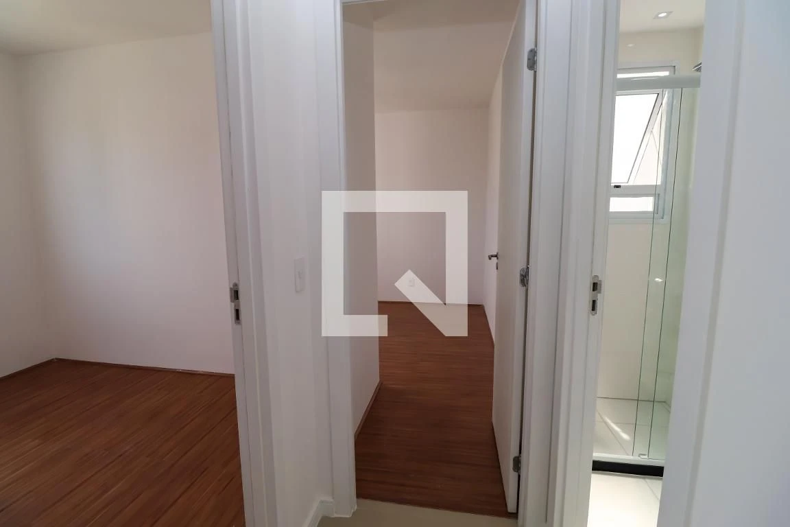 Furnished apartment, 50 m², with a glass-enclosed balcony — photo 13