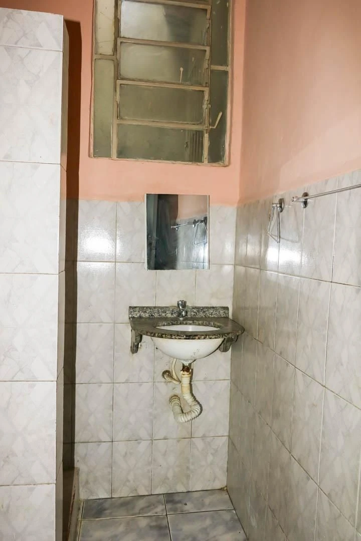 2-bedroom house with a washing machine in Rio de Janeiro — photo 8