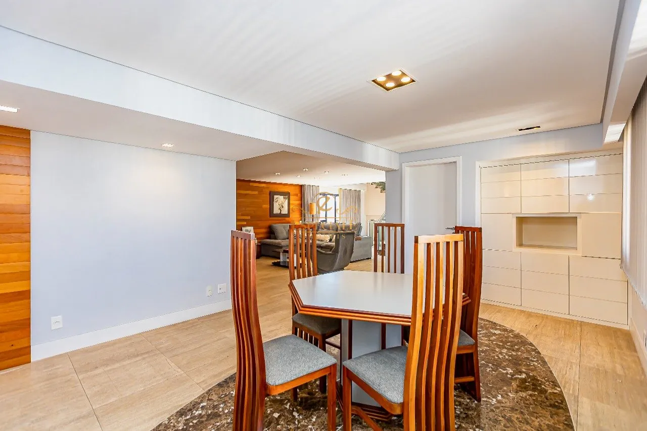 Furnished triplex penthouse with 4 en-suite bedrooms — photo 28