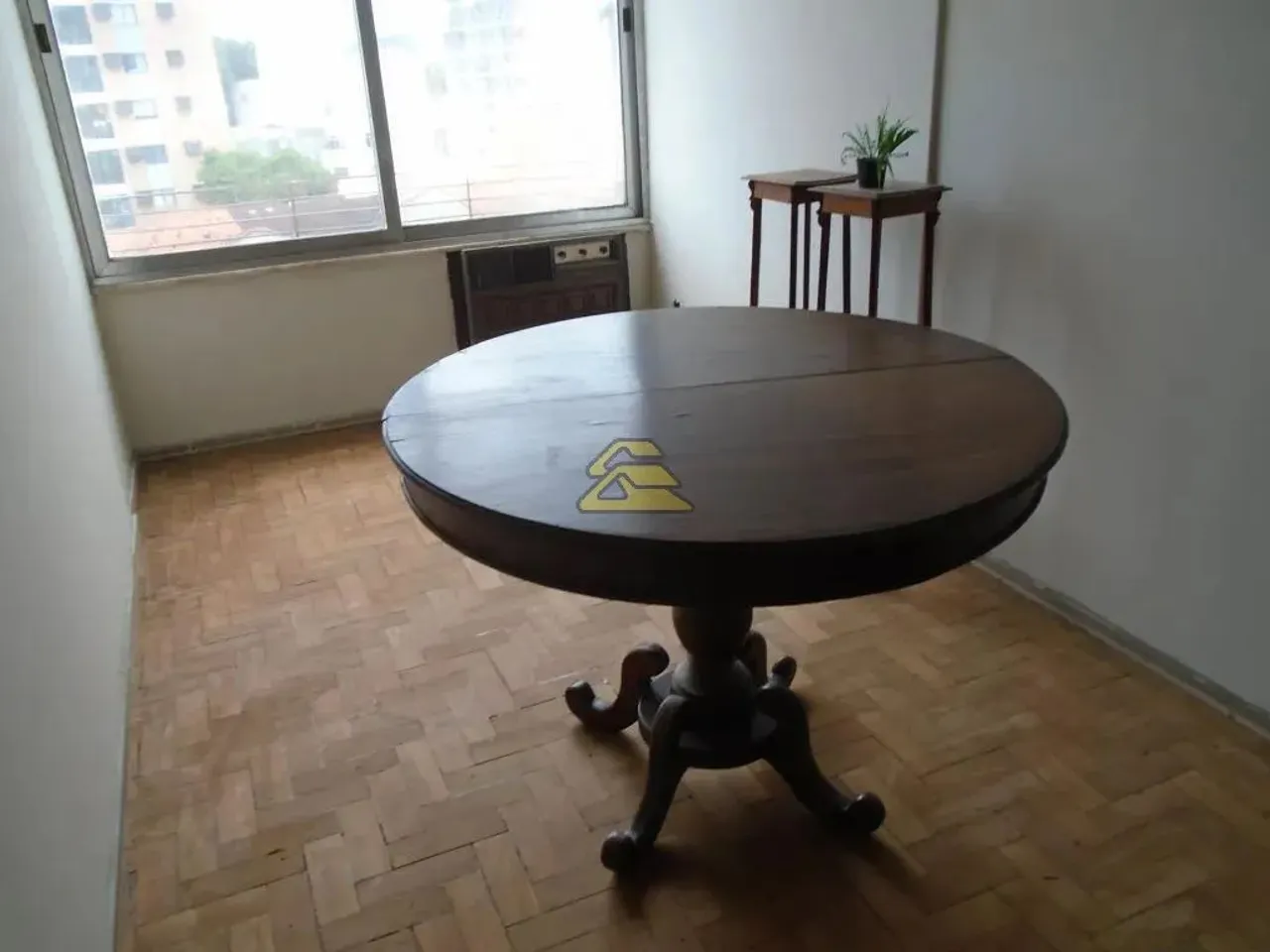 Apartamento de 2 quartos com cozinha separada e fogão a gás — photo 11