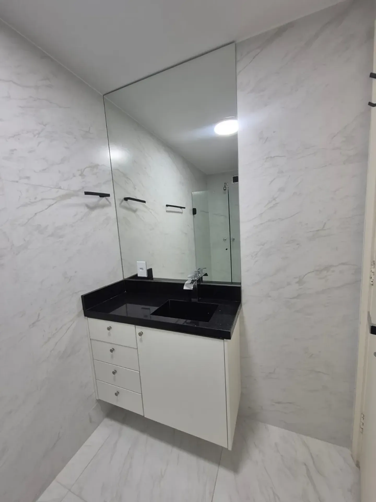 Apartamento duplex mobiliado com cozinha fechada e 2 quartos — photo 26