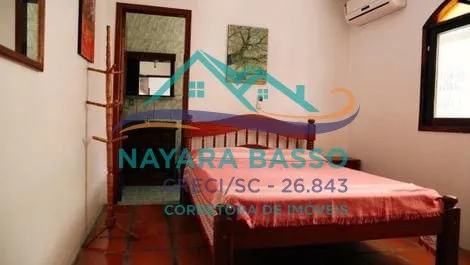 450 m² unfurnished house with 6 bedrooms and private garden — photo 26