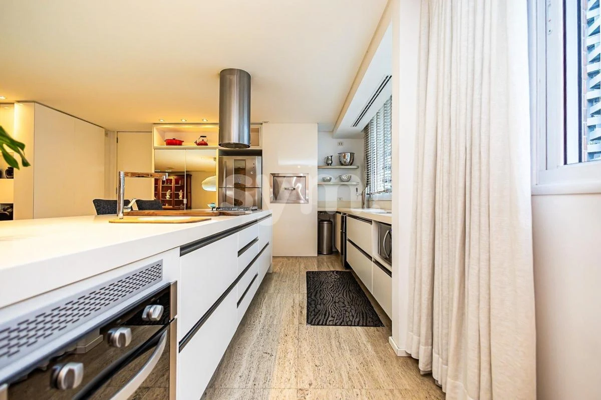 392 m² furnished apartment with 3 bedrooms and 5 baths — photo 19