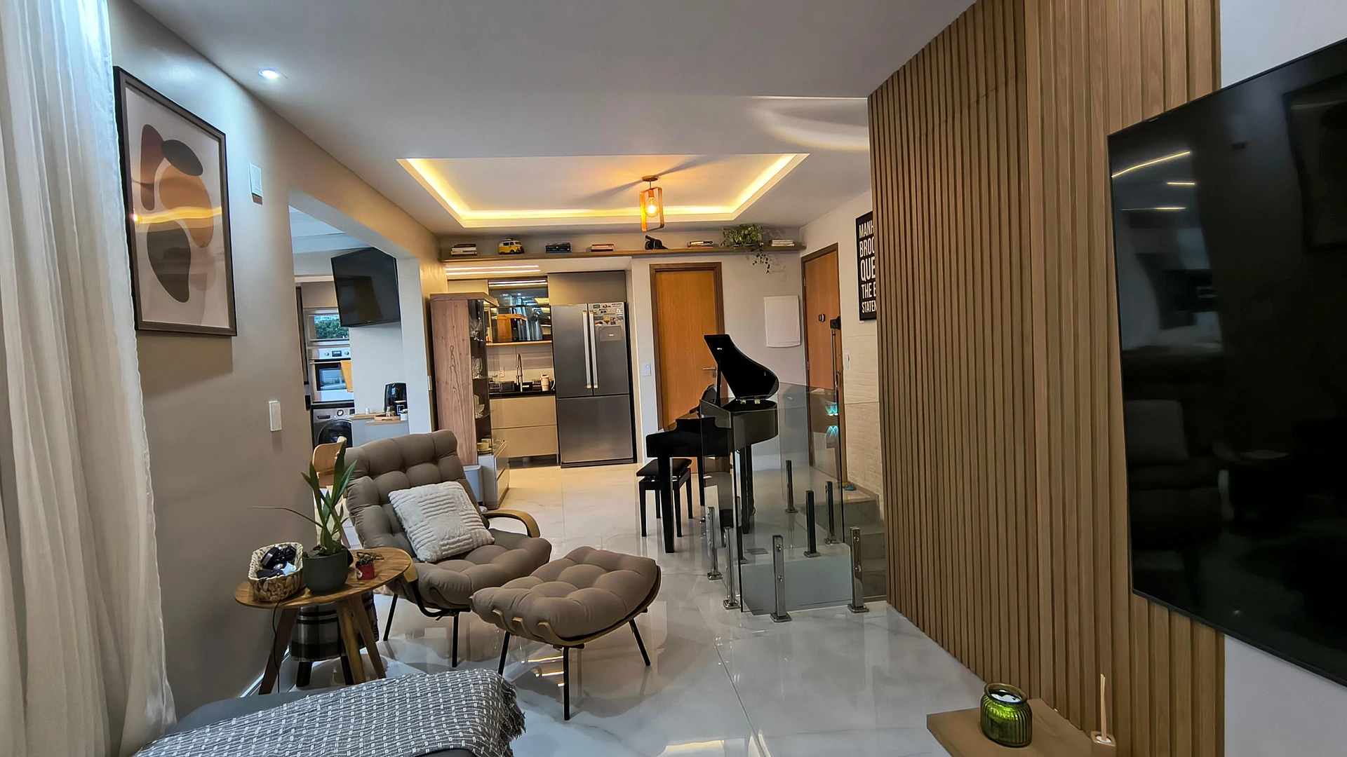 Furnished apartment, 150 m², with a grill on the balcony — photo 21