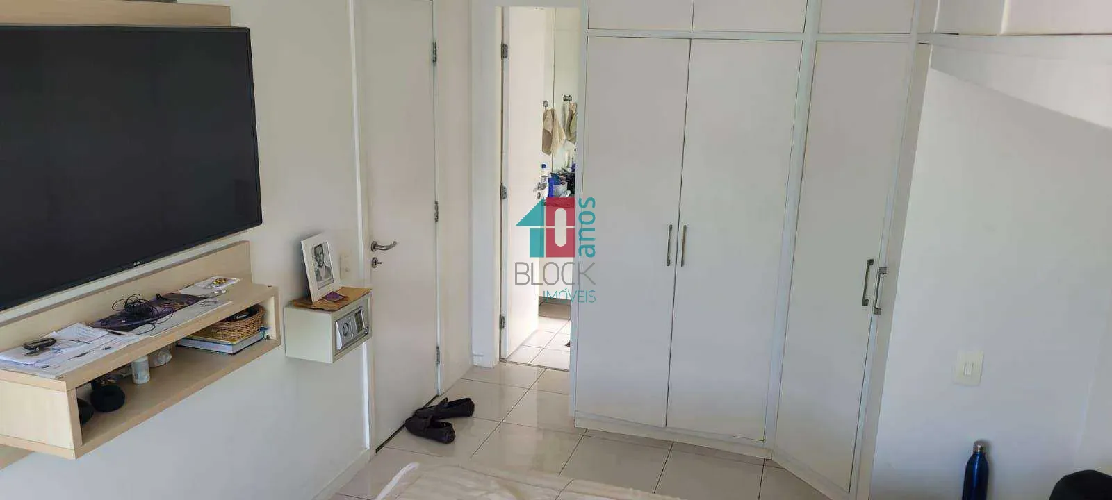 Apartment, 203 m², with a glass-enclosed balcony — photo 12