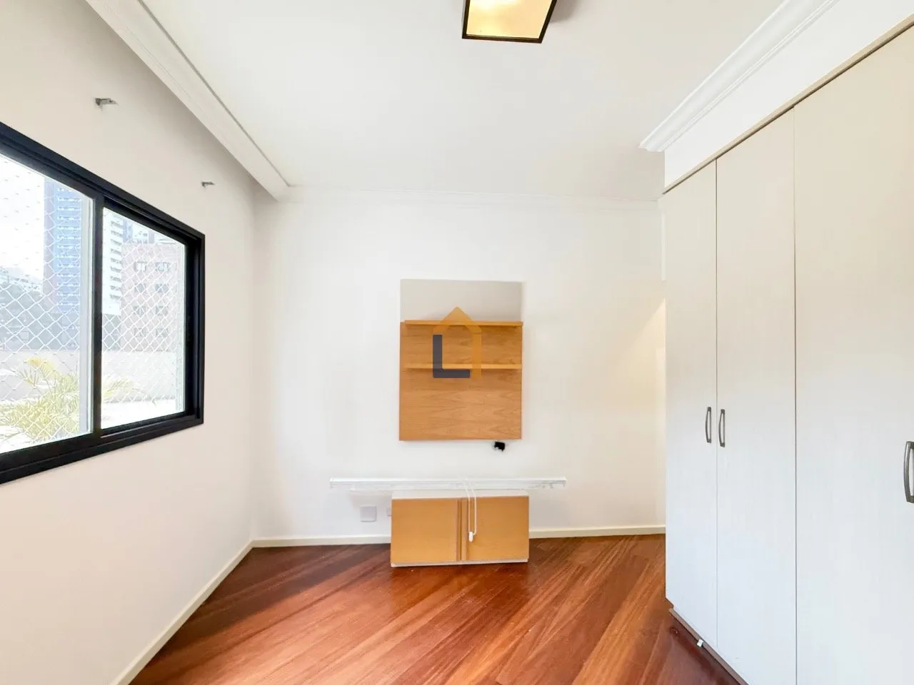 3-bedroom apartment with a washing machine in Curitiba — photo 19