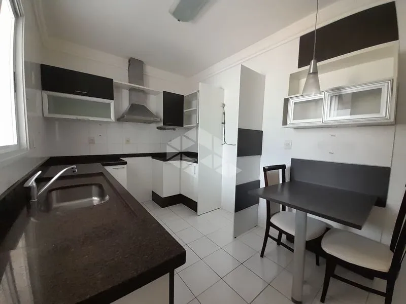 Apartamento com piso de madeira ou laminado, Itacorubi Norte — photo 4