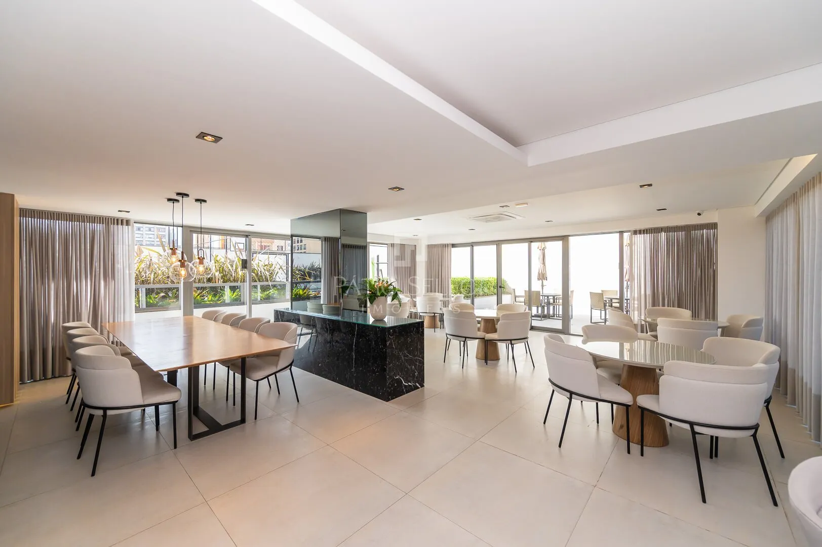 220 m² apartment with 3 en-suite bedrooms and 2 parking — photo 53