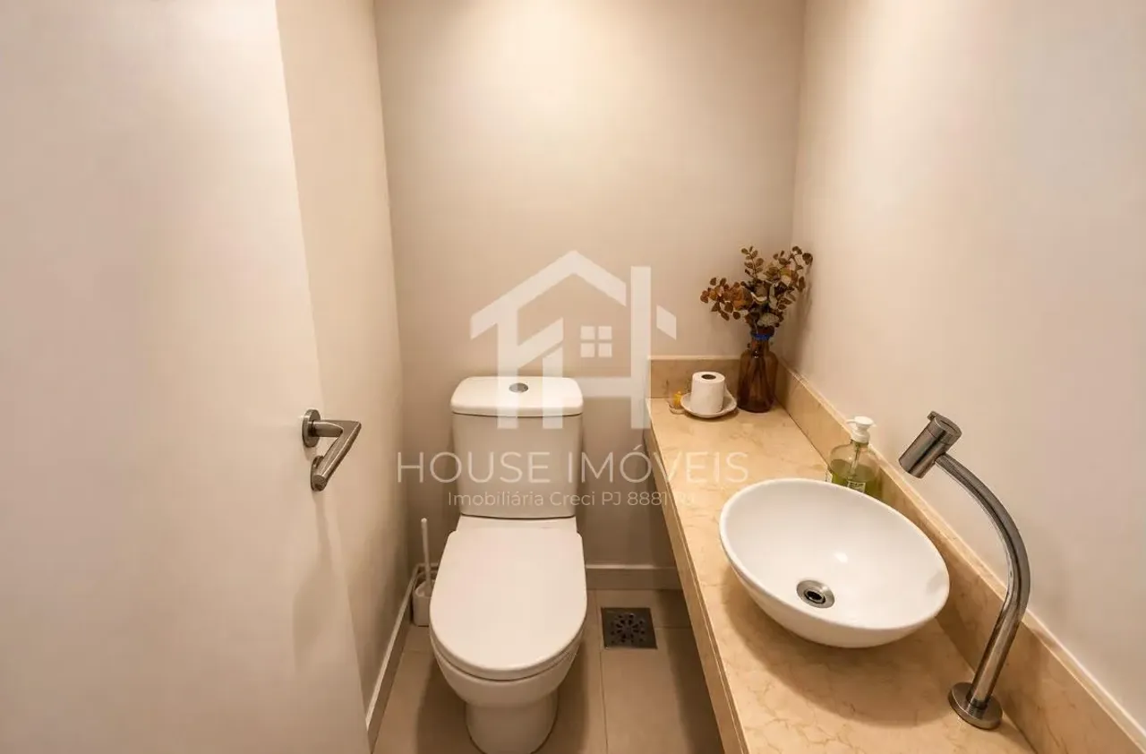 3-bedroom apartment with 5 bathrooms and a glass balcony — photo 20
