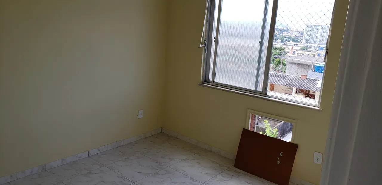 2-bedroom apartment with a mountain view in Rio de Janeiro — photo 5