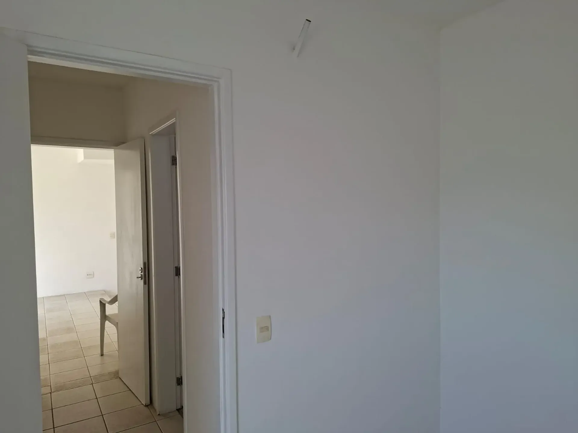 Apartamento sem mobília com 3 quartos e varanda — photo 27