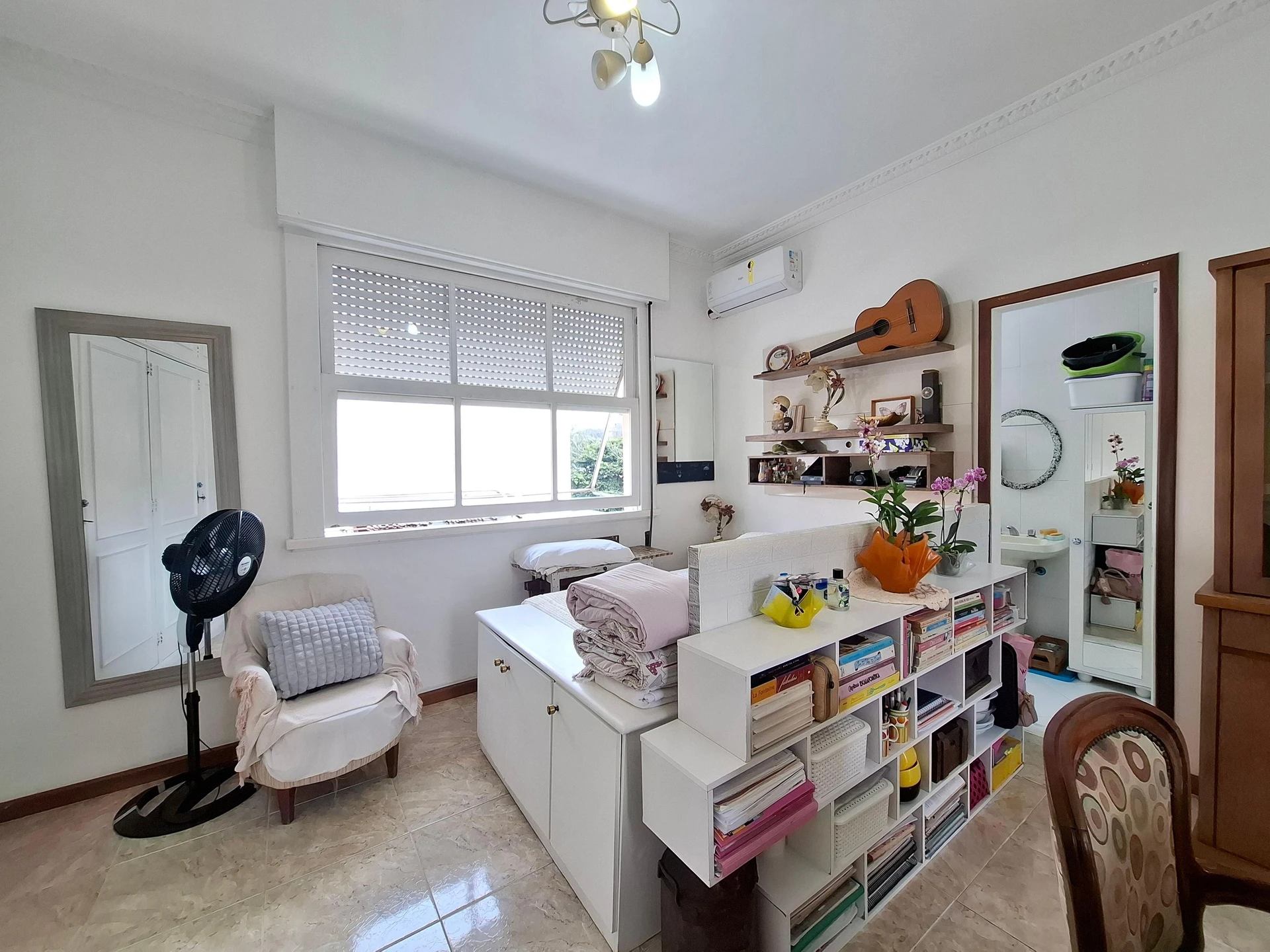 Furnished apartment with 1 bedroom and a ready workspace — photo 12