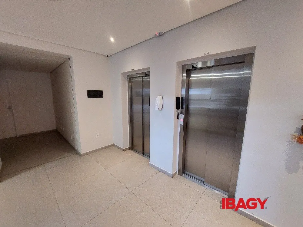 1-bedroom apartment with 59 m² and 1 parking spot — photo 22