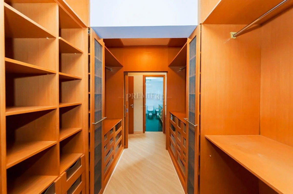Балкон с грилем и 4 спальни: квартира 322 м² — photo 5