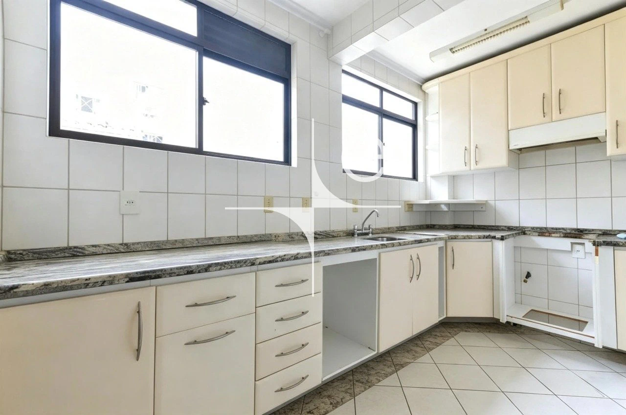 Apartamento de 3 dormitorios con suite y balcón, 81 m² — photo 3