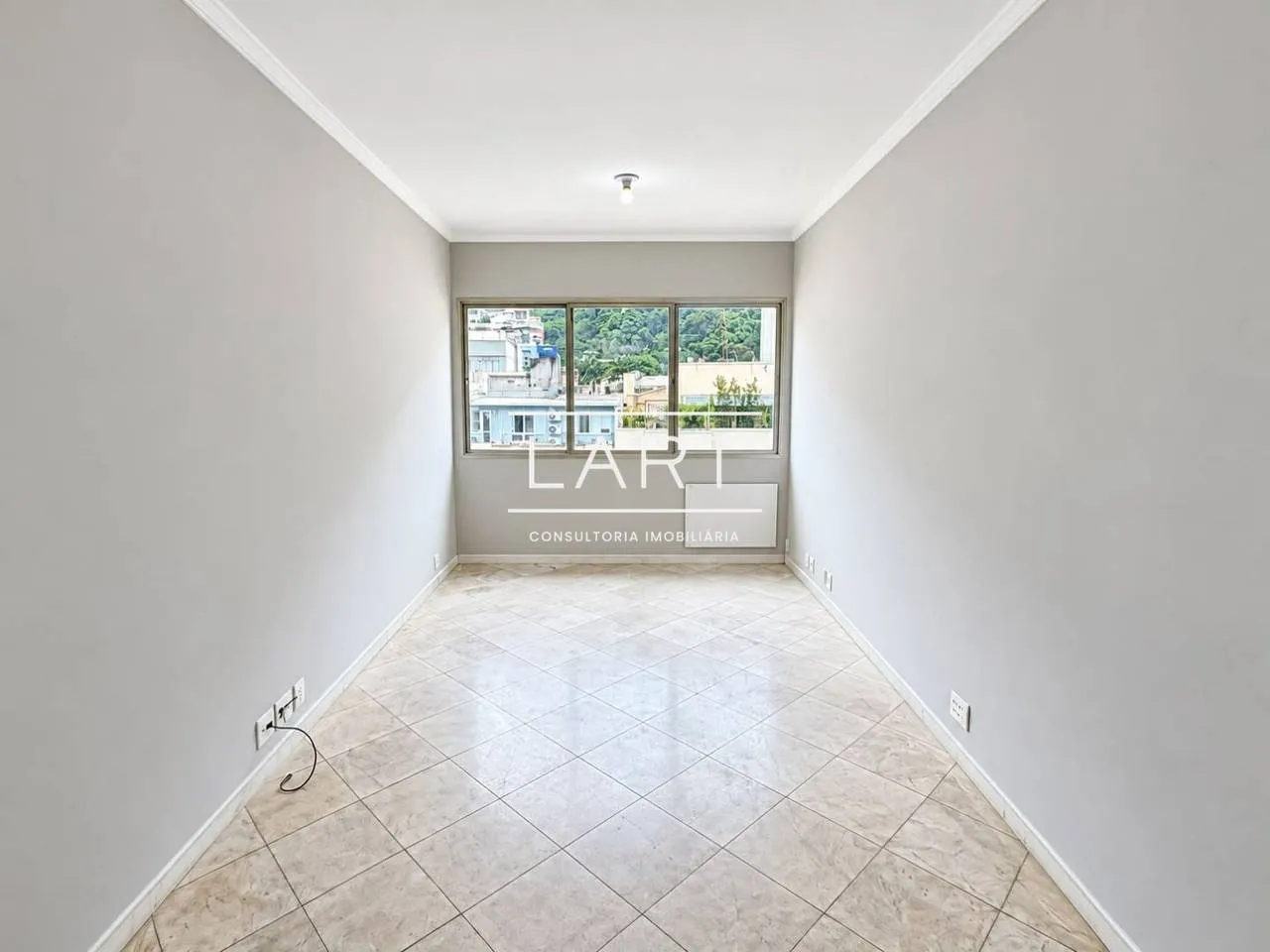 One-bedroom apartment in a building with a sauna — photo 10