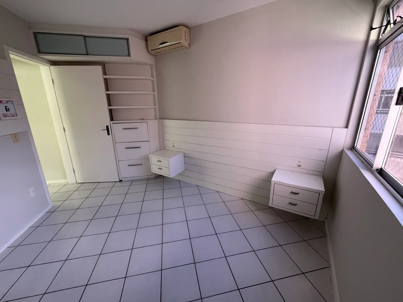 Washing machine in a one-bedroom apartment, 50 m² — photo 18