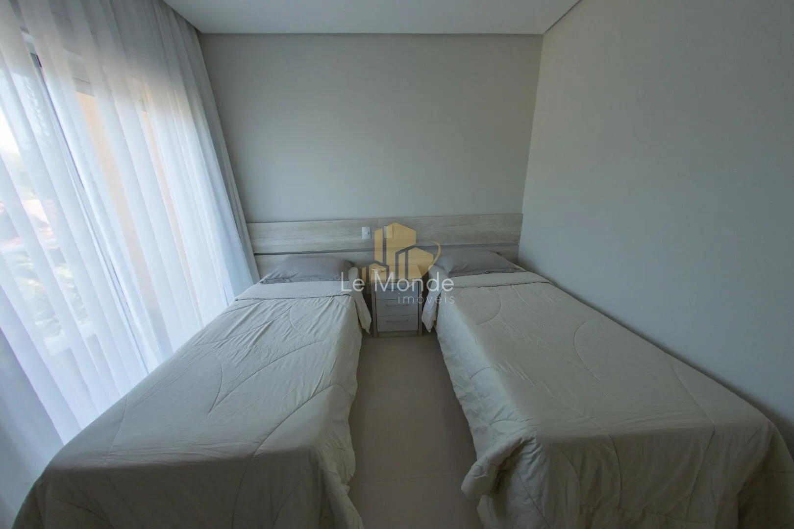 Apartamento amueblado con 4 dormitorios y 382 m² — photo 74