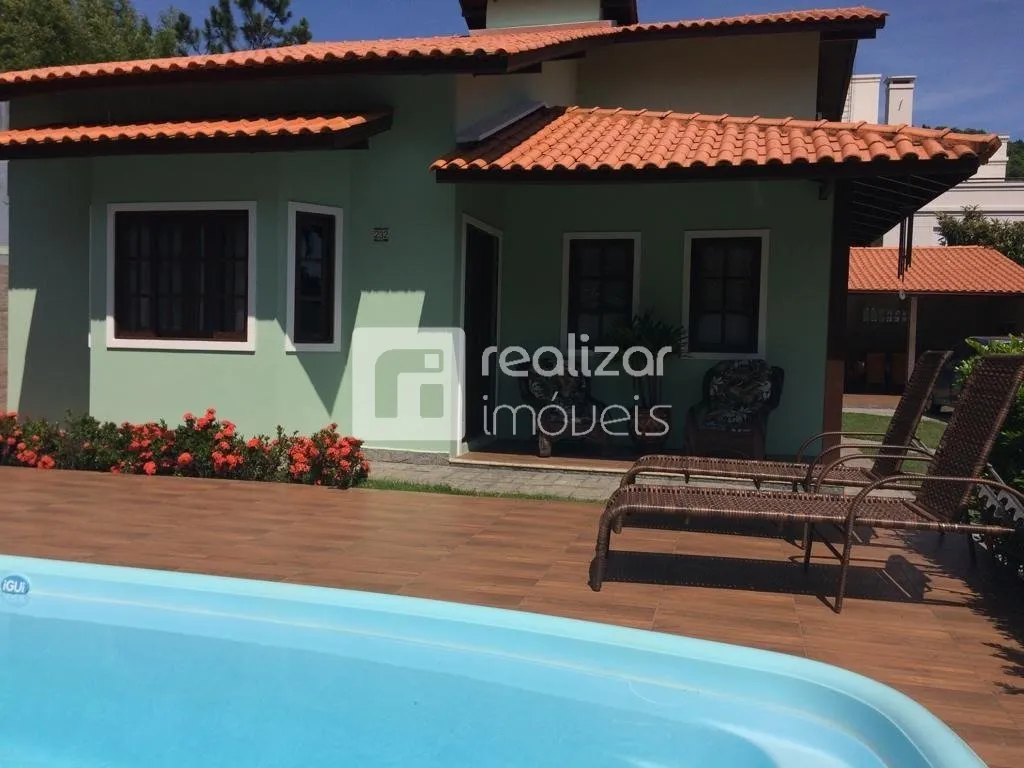 4-bedroom house with a private garden