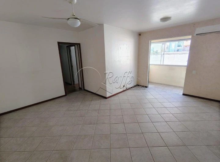 3-bedroom apartment with an en-suite and balcony — photo 3