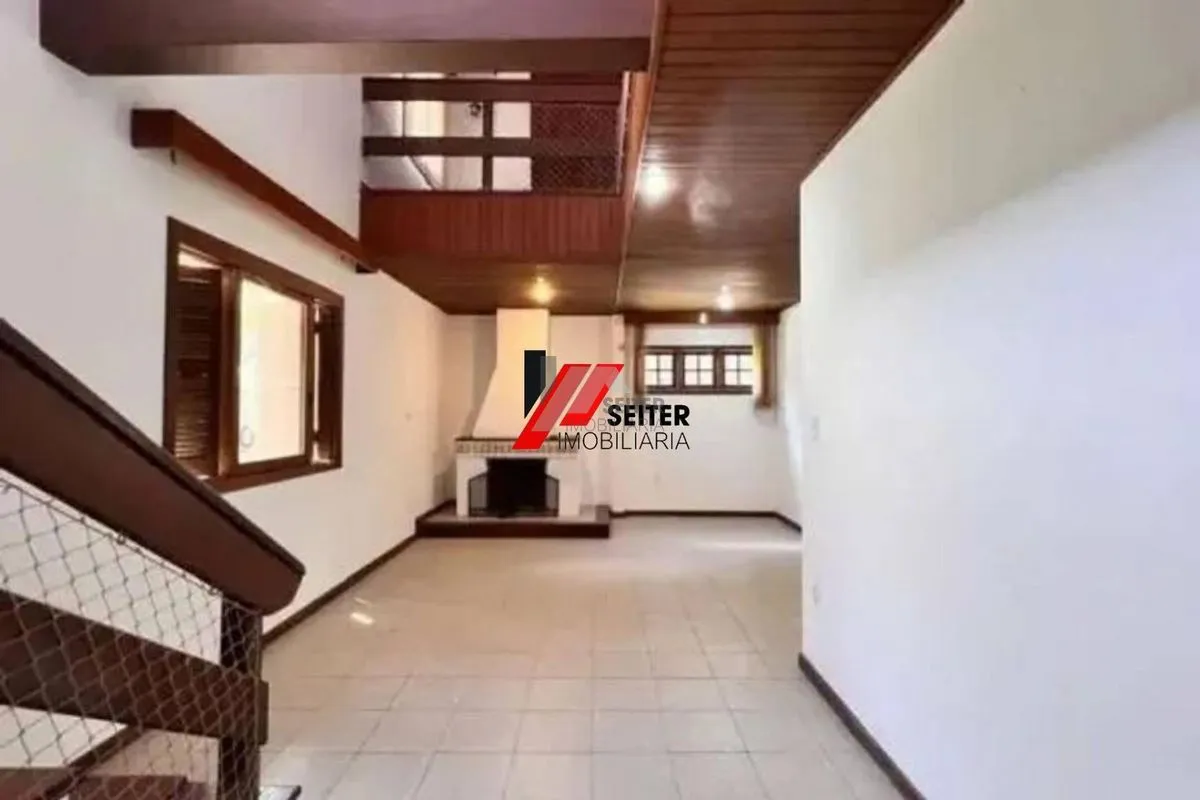 House with 3 bedrooms, 2 en-suites, 5 bathrooms — photo 2