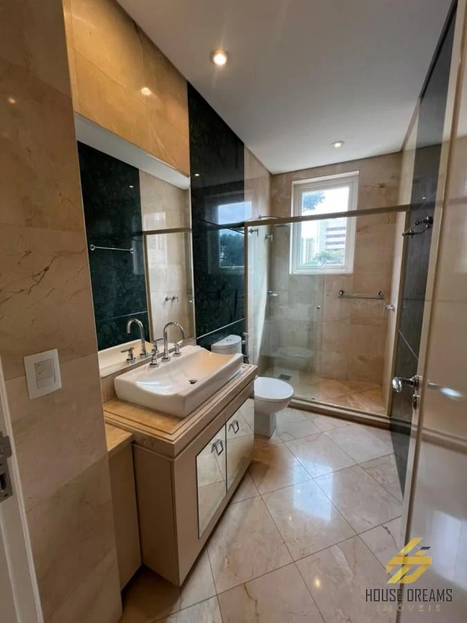 344 m² apartment with floor-to-ceiling windows and a bathtub — photo 5