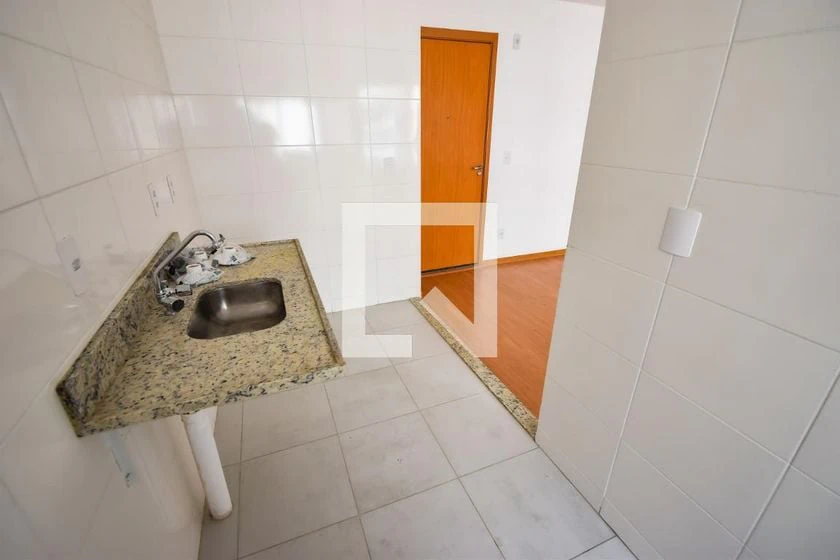 Apartamento de 2 dormitorios con balcón y 48 m² — photo 8