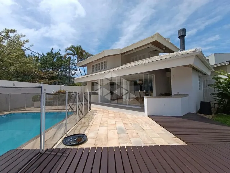 Furnished house, 222 m², with a bathtub — photo 7