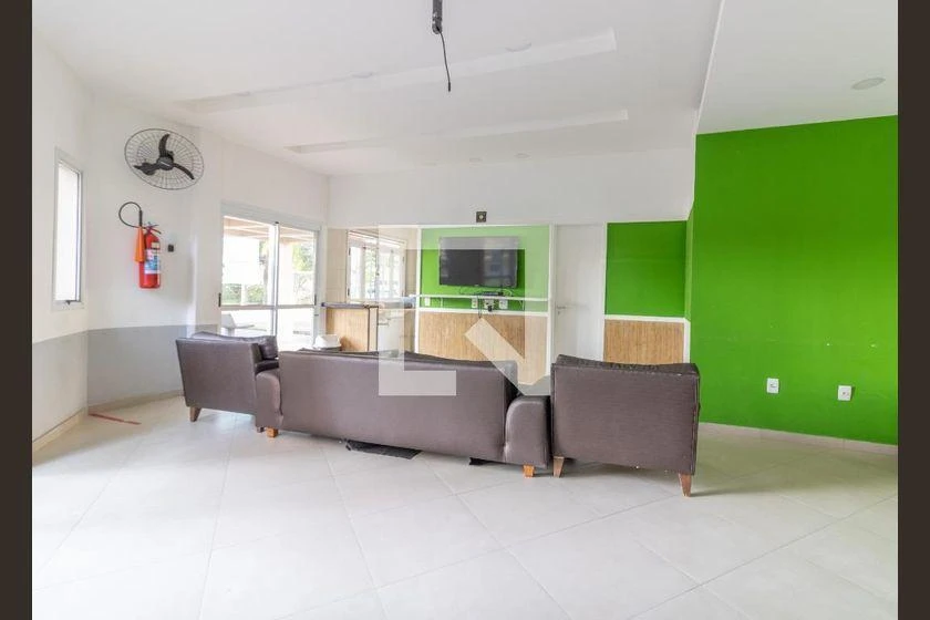 2-bedroom apartment in a building with a gym — photo 40