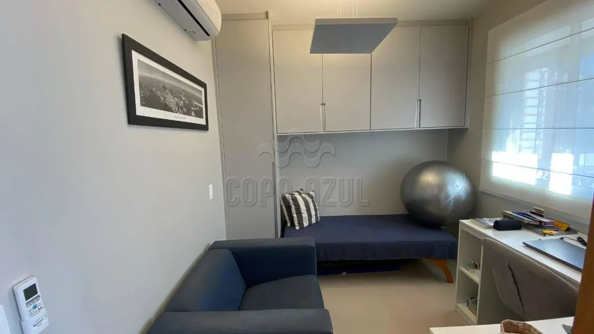 Mountain view in a 3-bedroom apartment, 80 m² — photo 14