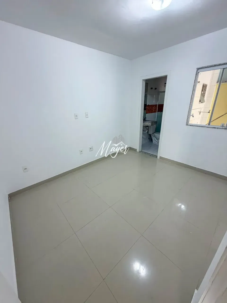 House with 4 bedrooms and 5 bathrooms, separate kitchen — photo 5