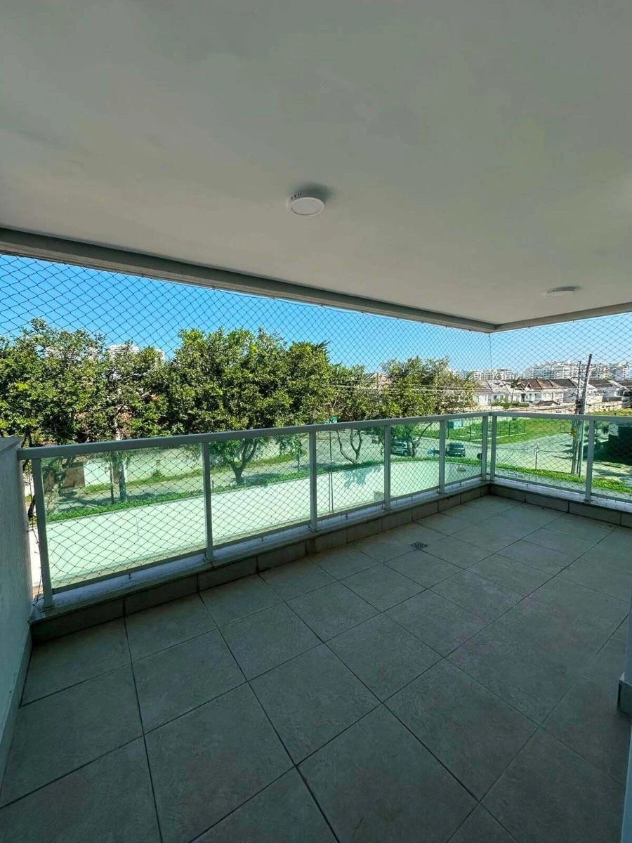 Duplex apartment with 4 bedrooms, 2 en-suites and 160 m² — photo 10