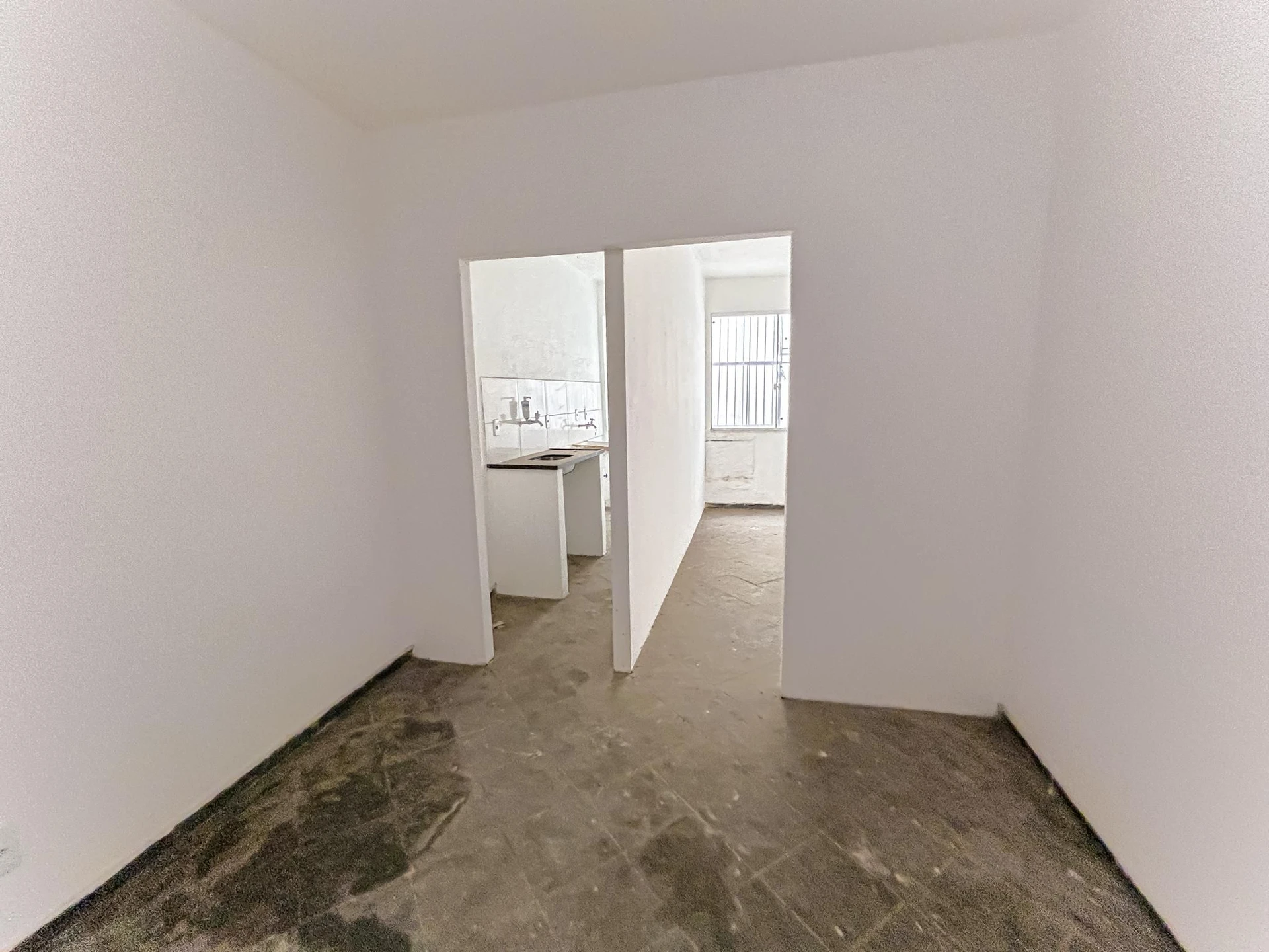 Apartamento com 1 quarto e mini-cozinha equipada